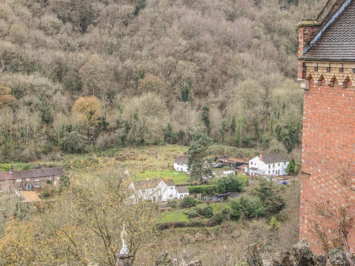 32 Church Hill Telford Bagian luar foto