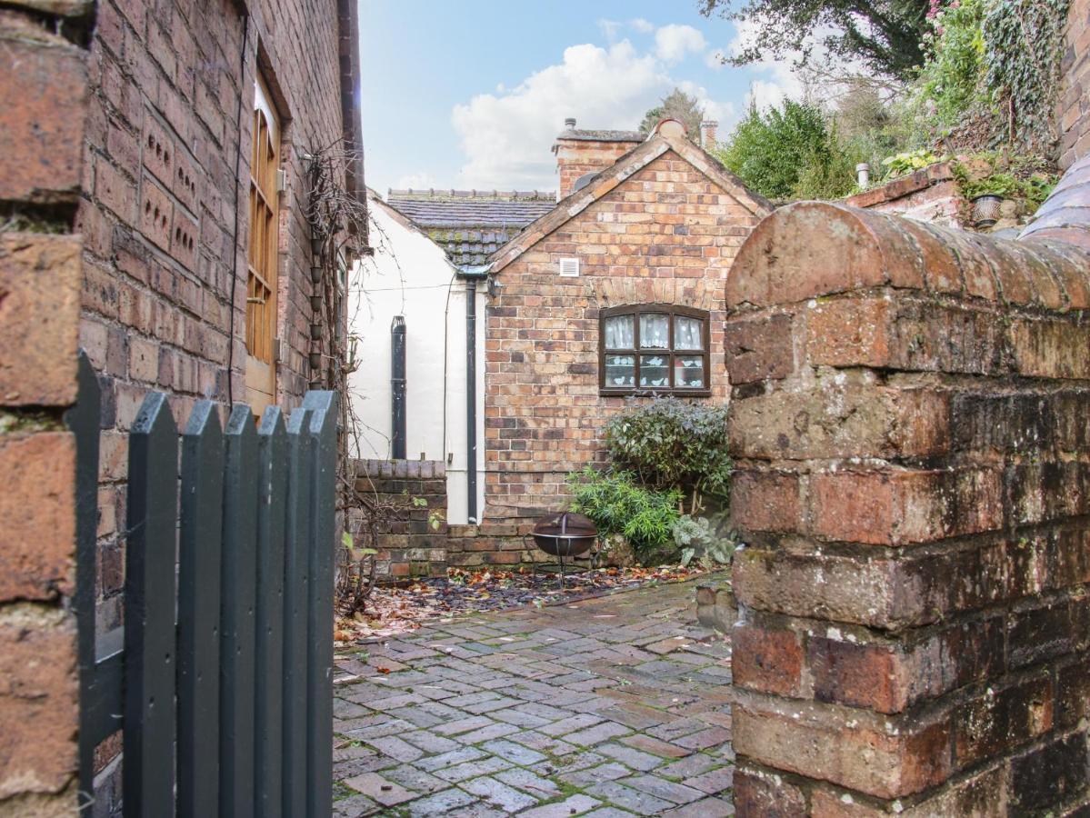 32 Church Hill Telford Bagian luar foto