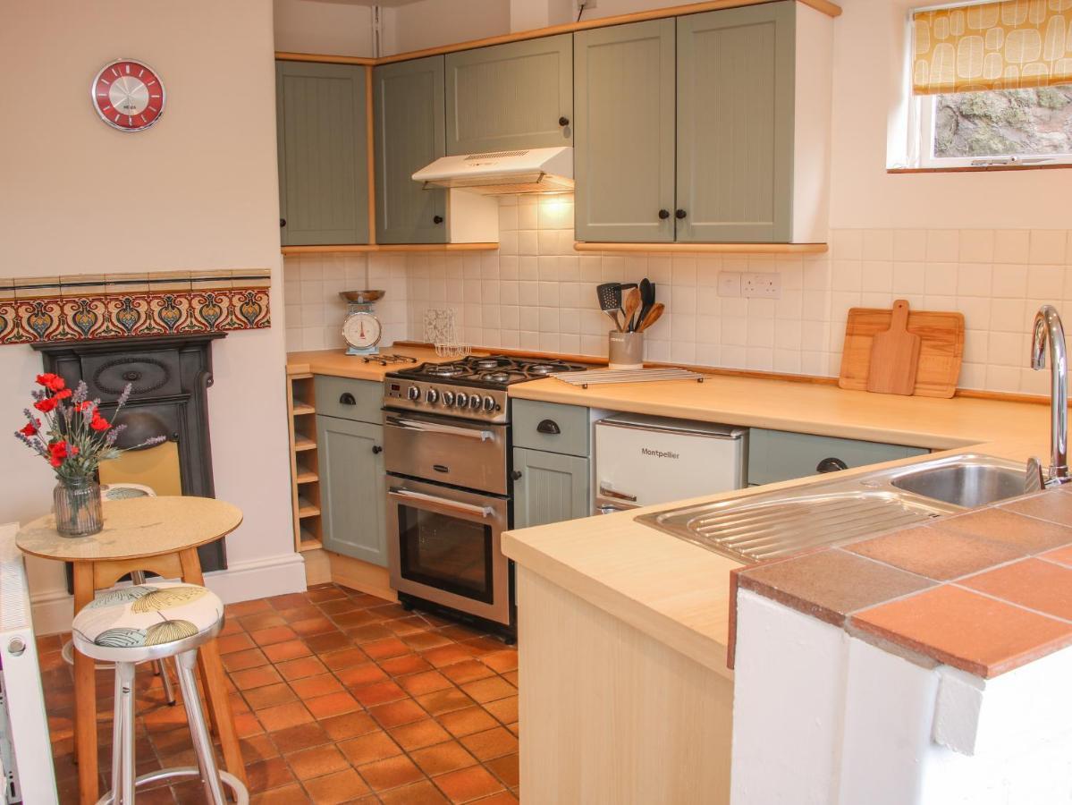 32 Church Hill Telford Bagian luar foto
